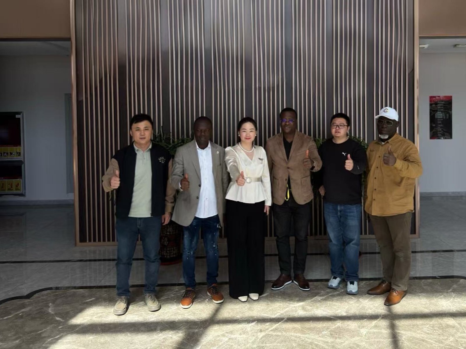 76f86eae-abc9-4752-9e7a-4caf1435059f(1)